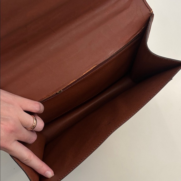 Louis Vuitton Monceau 28 Brown Tan Monogram Crossbody Purse Satchel Gold Accents - Picture 11 of 17